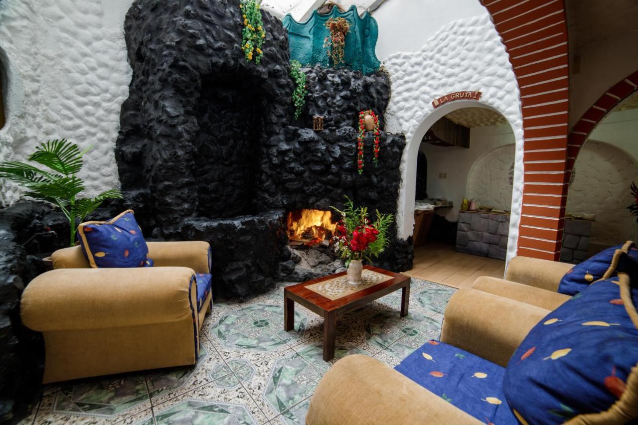 Carlos V Hotell Cusco Exteriör bild