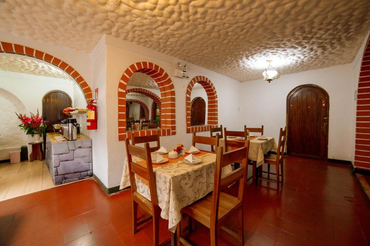 Carlos V Hotell Cusco Exteriör bild